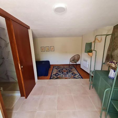 Out Of Town Hostel Castelo de Paiva Exterior photo